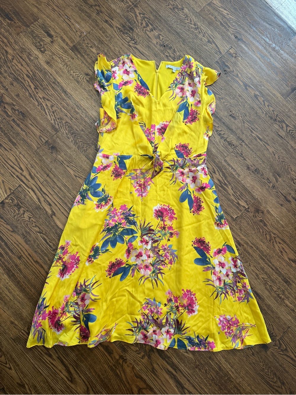 Julia Jordan Yellow Floral Tie-Front Midi Dress
